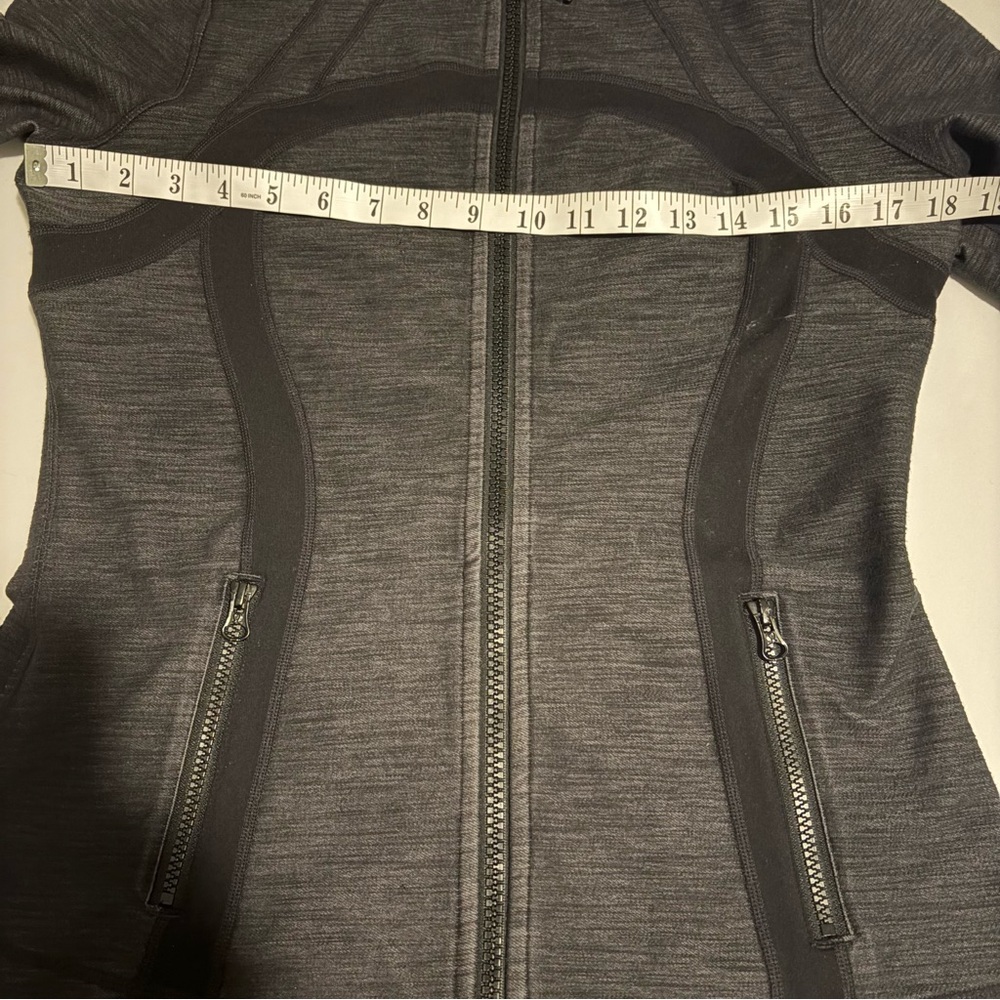lululemon define athletica Dark Gray/black Jacket, size 10 - Picture 5 of 8